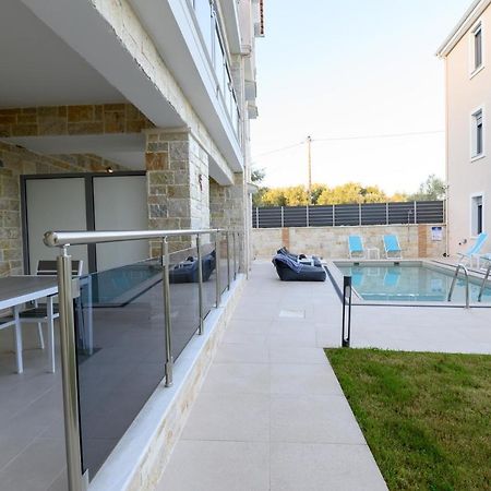 Momento Luxury Apartments Walking Distance From The Beach Nikiana Zewnętrze zdjęcie