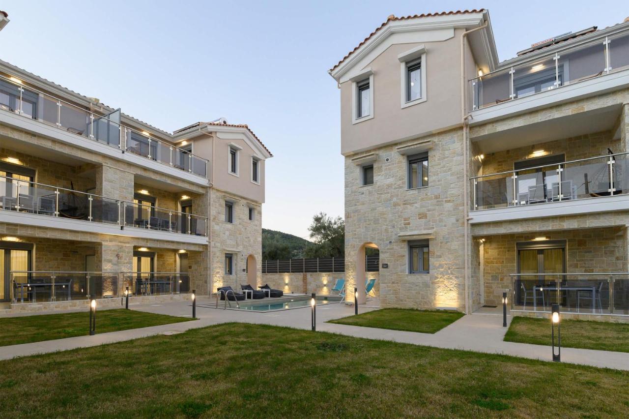 Momento Luxury Apartments Walking Distance From The Beach Nikiana Zewnętrze zdjęcie