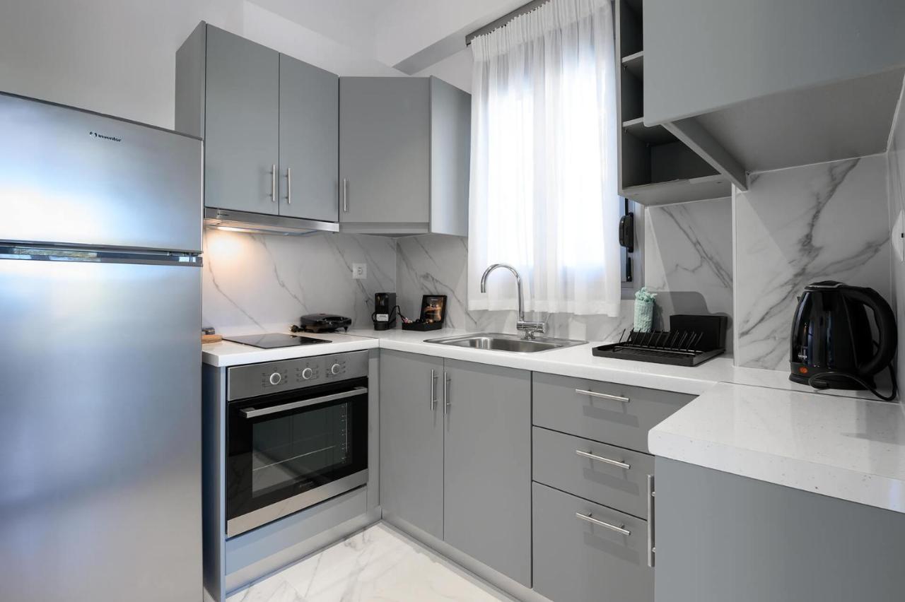 Momento Luxury Apartments Walking Distance From The Beach Nikiana Zewnętrze zdjęcie