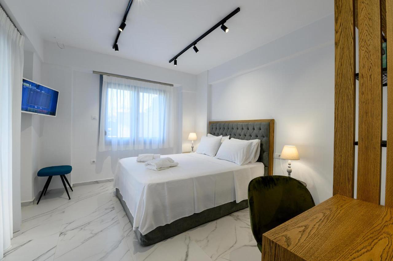 Momento Luxury Apartments Walking Distance From The Beach Nikiana Zewnętrze zdjęcie