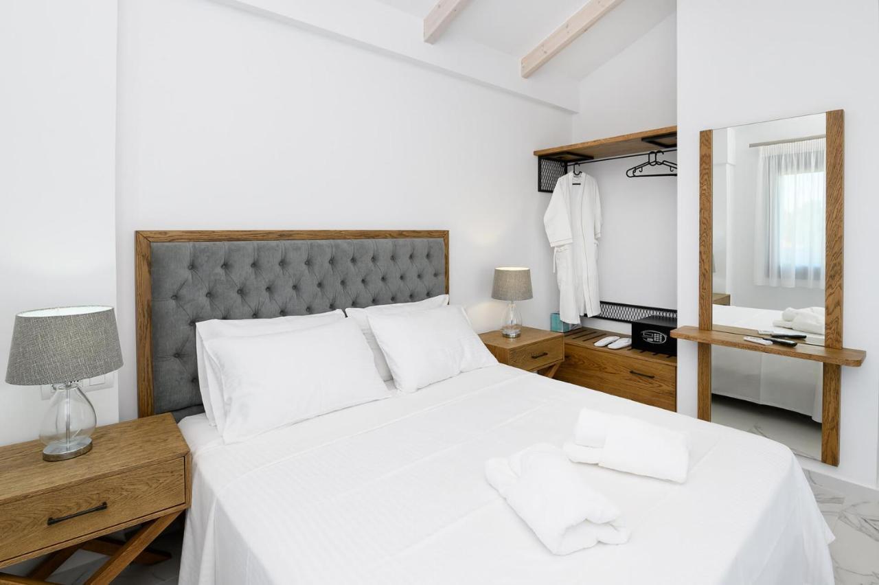 Momento Luxury Apartments Walking Distance From The Beach Nikiana Zewnętrze zdjęcie